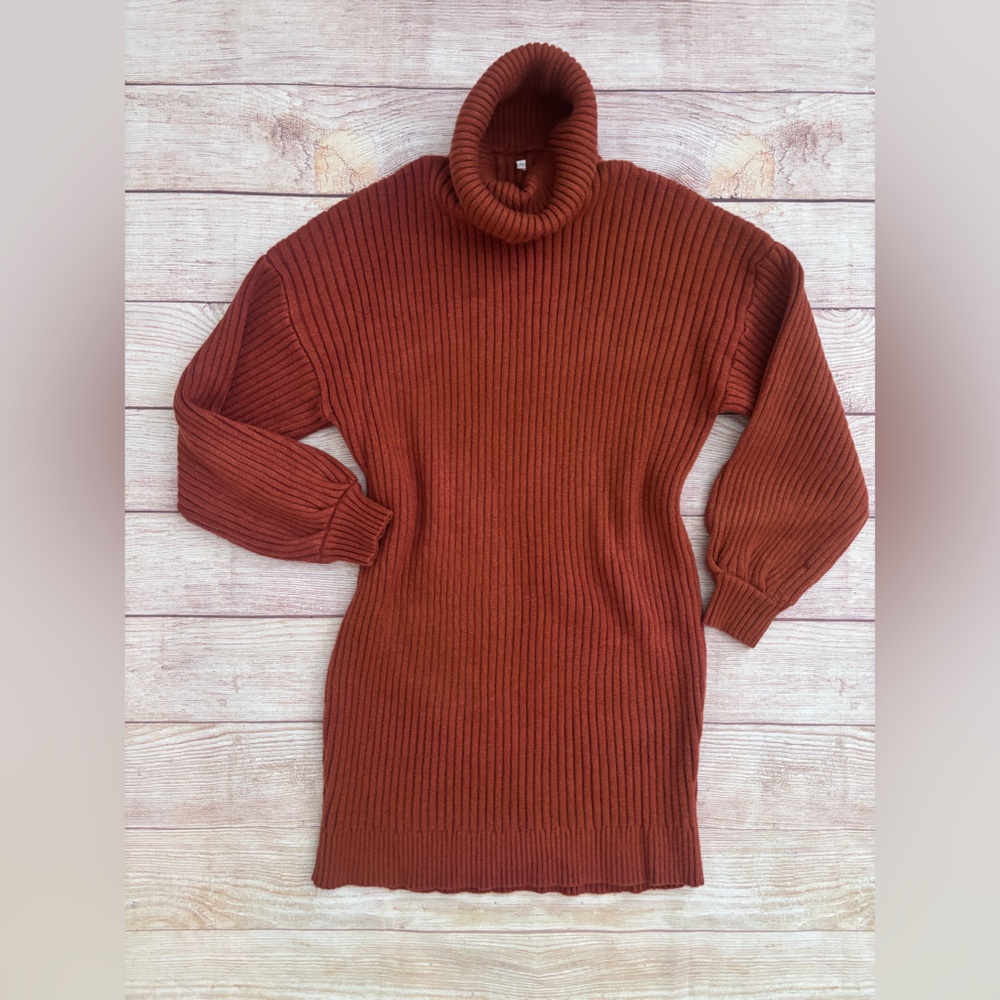 FALL WEATHER- Terracotta sweater dress